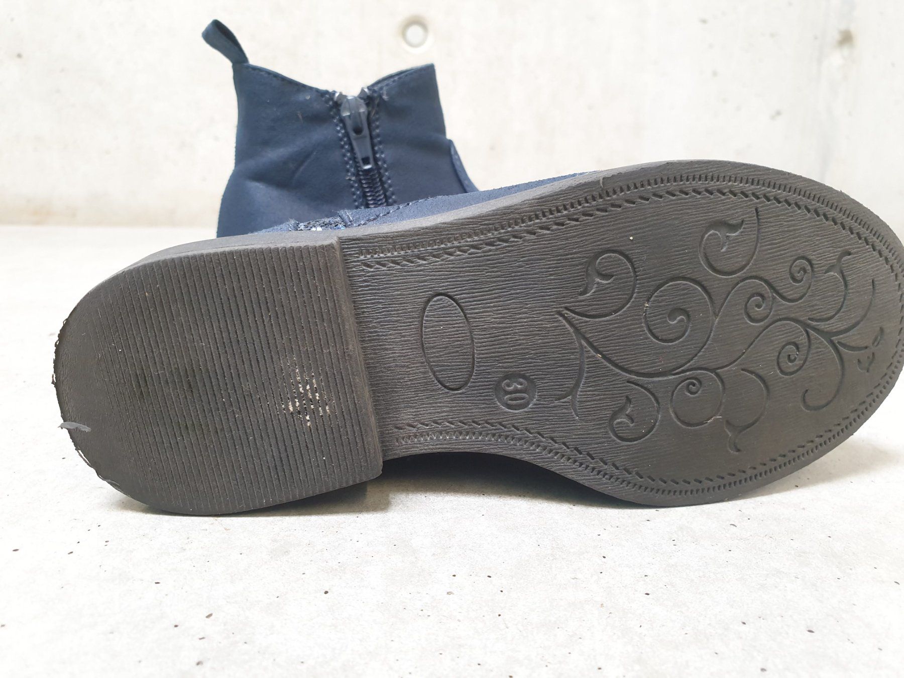 Schuhe für Mädchen: Bottines bleu marine, fille, taille 30 – Gebraucht aus Fribourg von fripons 5