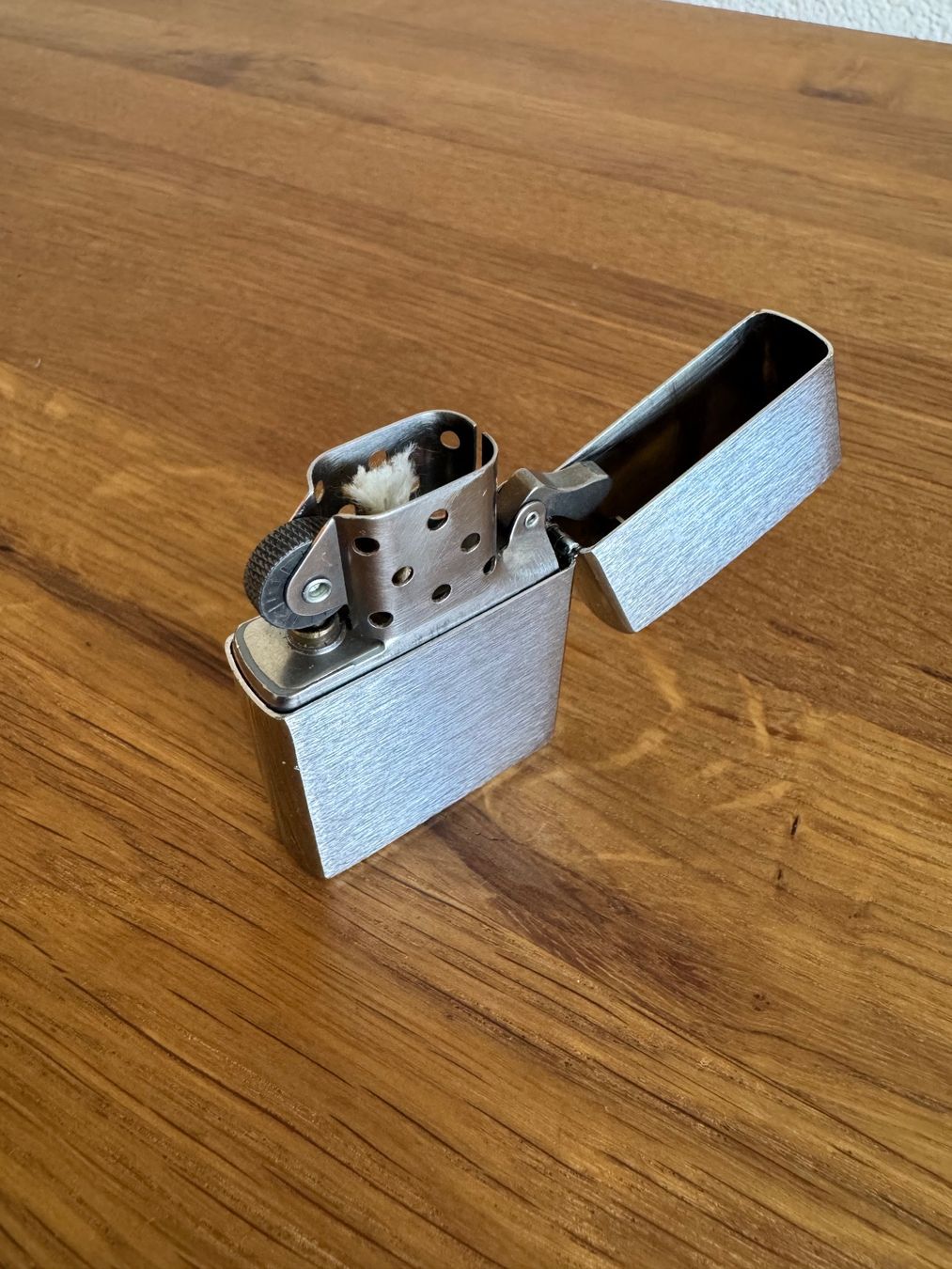 Zippo Accendini: Zippo Feuerzeuge – Nuovo (secondo la descrizione) da Frauenfeld venduto da lind11 1