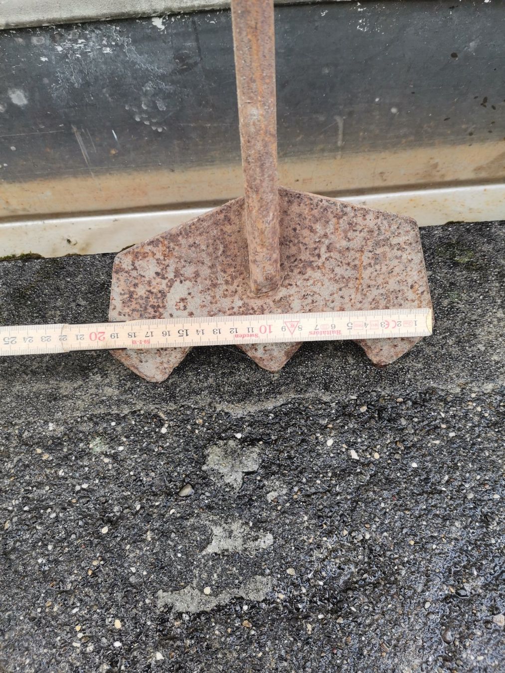 Tutti gli attrezzi: Strohstecher, Stecher, altes Messer, Messer, Strohschneider – Usato da Wiedlisbach venduto da materialkreislauf 3