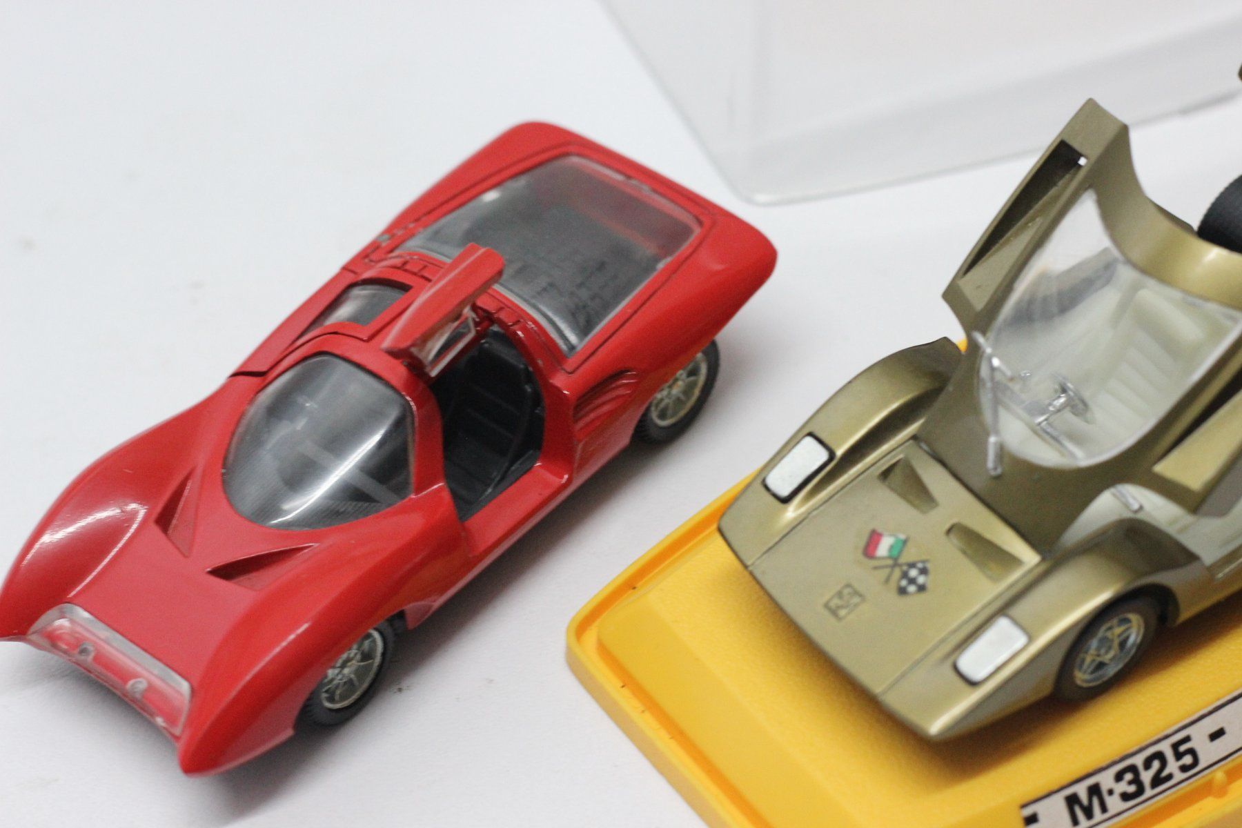 Modellini d'auto: 3 Auto Pilen Ferrari und De Tomaso – Usato da Zug venduto da raucher01 3