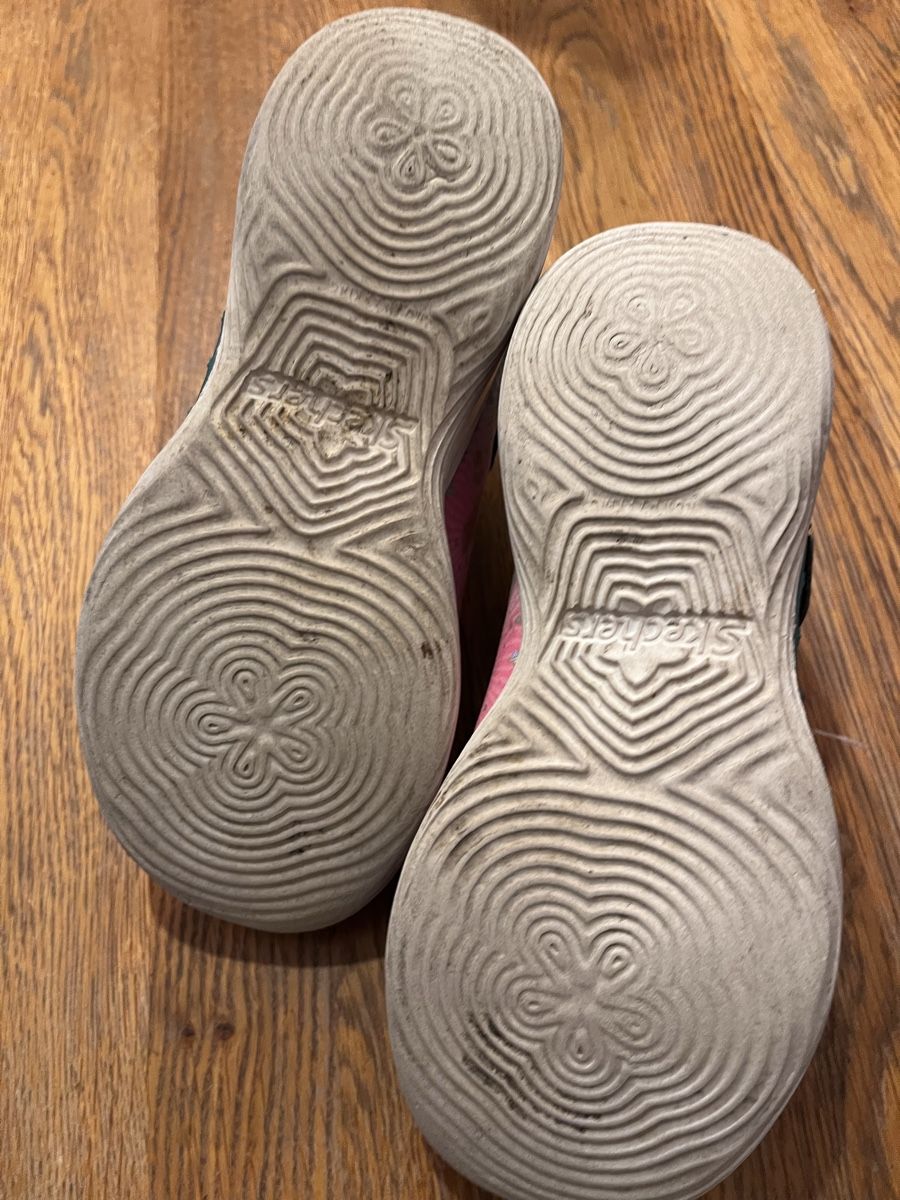 Skechers Scarpe per ragazze: Skechers S-Lights Gr.32, Mädchen Schuhe – Usato da Reiden venduto da babsiontour 1