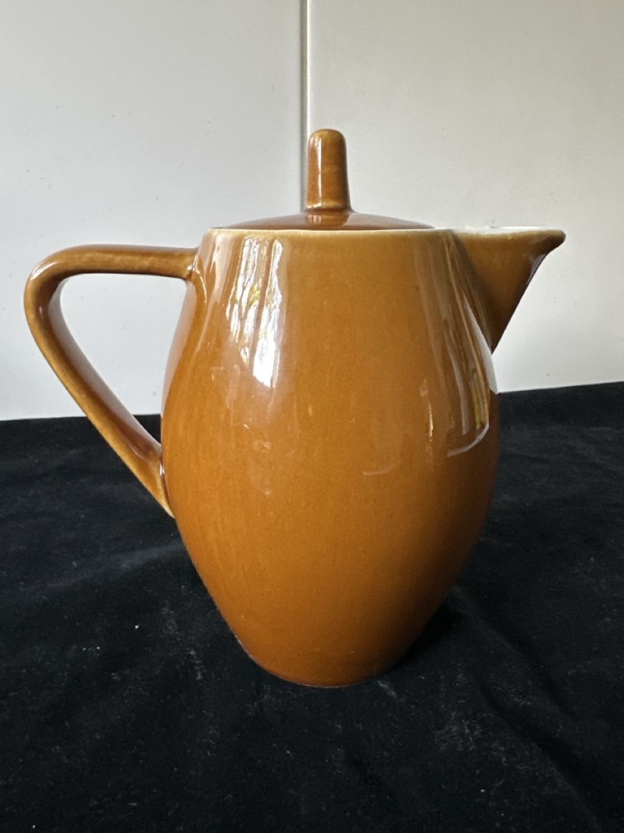 Rössler Caraffe: Brauner Rössler Wasser-Krug mit Deckel. 0,8 Liter – Difettoso da Zürich venduto da Chaeffeler 1