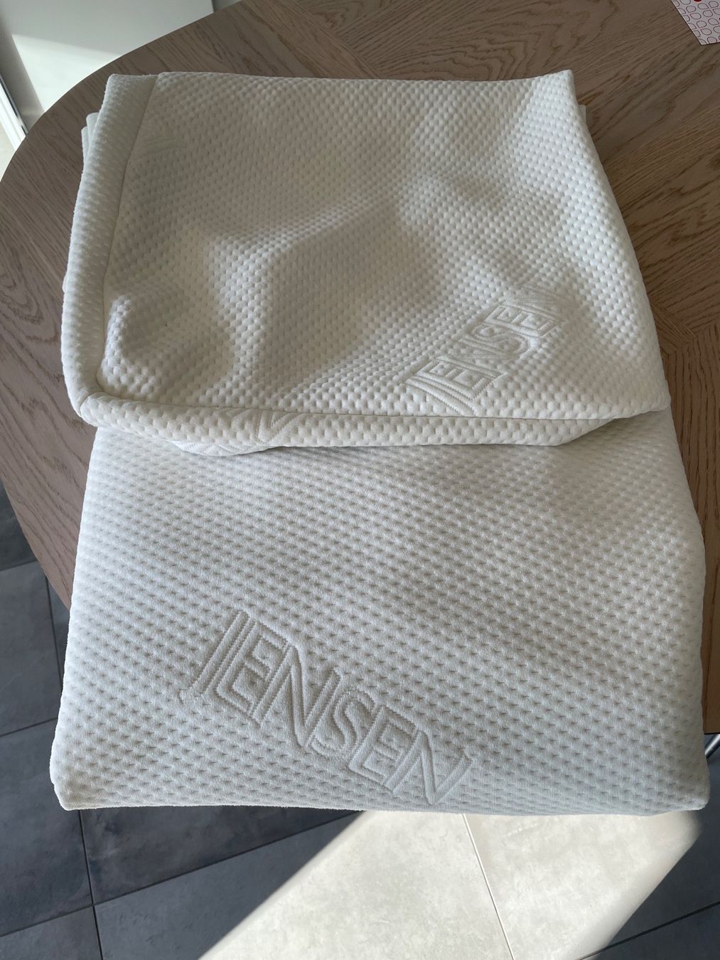 Jensen Materassi: Alèses / protections pour matelas – Usato da Cressier NE venduto da davidneuch 2