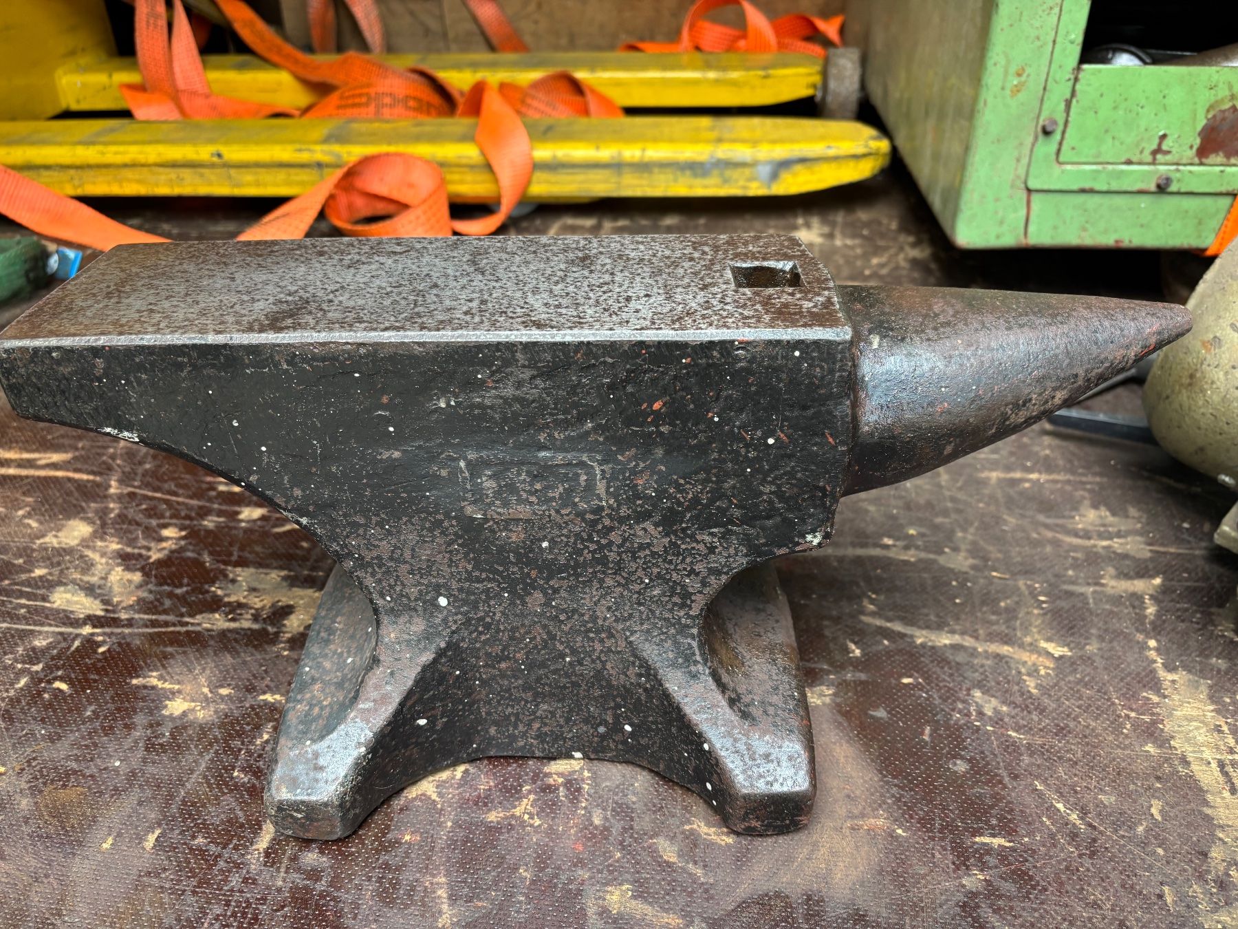 Attrezzi da lavoro: Amboss 45kg – Usato da Aarau venduto da Belli49 2
