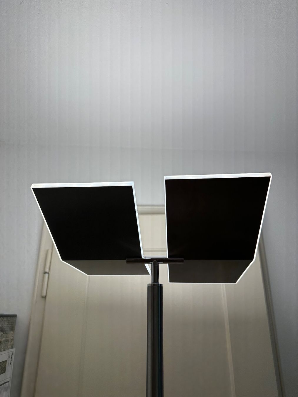 Lampes: Designer LED Stehleuchte von Hell – D'occasion à Luzern par Sesilija 3