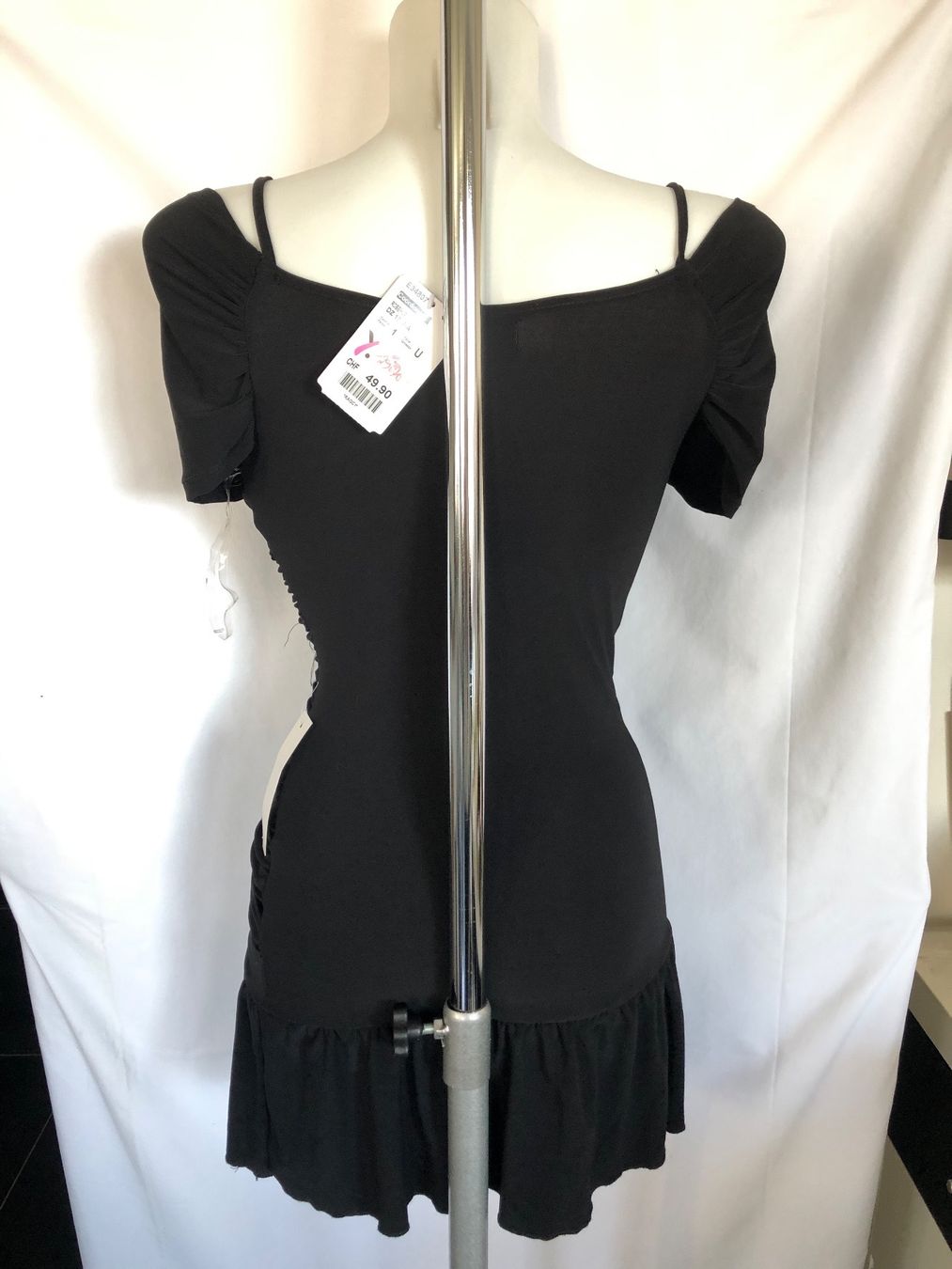 Tuniche: Robe mini ou tunique noire drapée Yendi taille S neuve – Nuovo e nell'imballaggio originale da Coppet venduto da Vanessamode 2