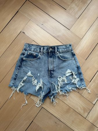PULL & BEAR - Destroyed Jeansshorts blau 34