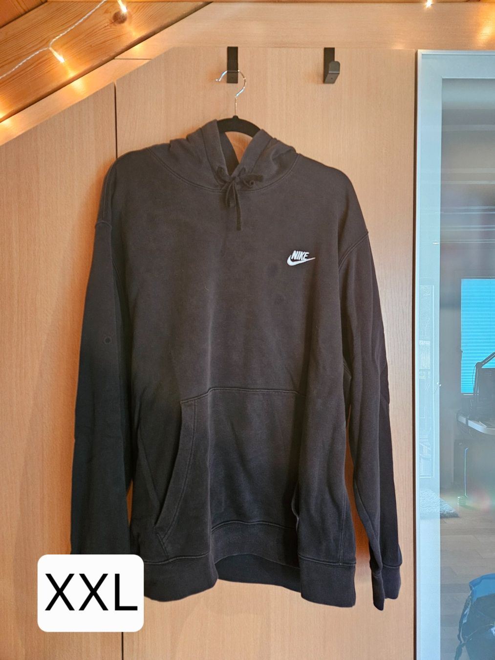 Nike Maglioni & Felpe: Nike Hoodie – Usato da Schwerzenbach venduto da Andy_0-0
