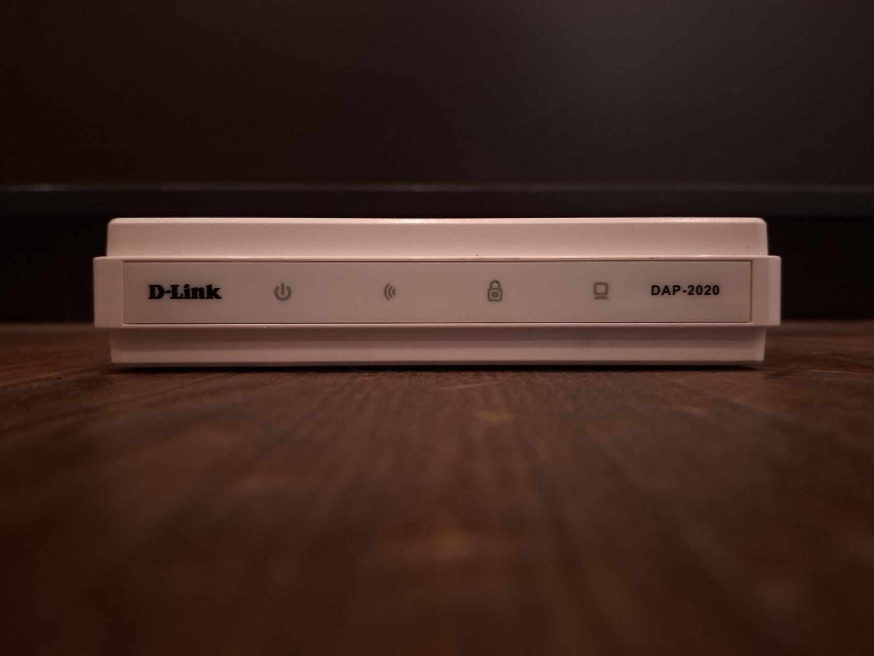 Dlink Modem & Router: D-Link DAP-2020 Router (1/2) – Usato da Effretikon venduto da lichtundmusik_GmbH 1