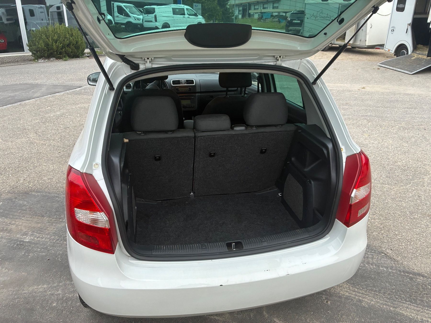Skoda Autos: Skoda fabia 1.6 – D'occasion à Hasle par Himmel73 6