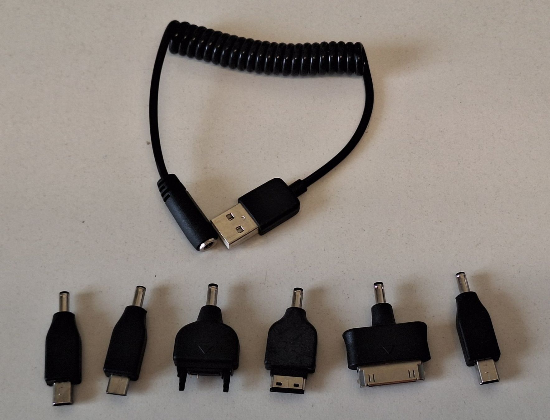 Unità & Adattatore: Ladekabel Multistecker Datenkabel USB Stecker Adapter Handy – Usato da Gurtnellen venduto da Rhino77