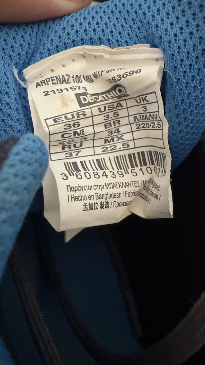 Decathlon Scarpe per ragazzi: Chaussures de marche Quechua bleu taille 36 – Usato da Riddes venduto da Elina. 3