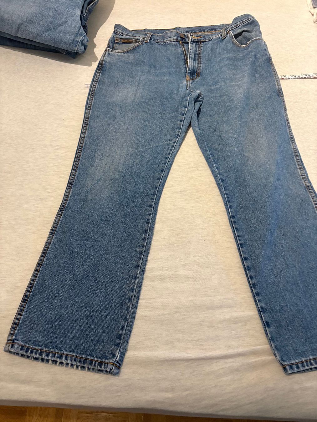 Jeans: Jeans Wrangler – Usato da Stetten AG venduto da Filu7