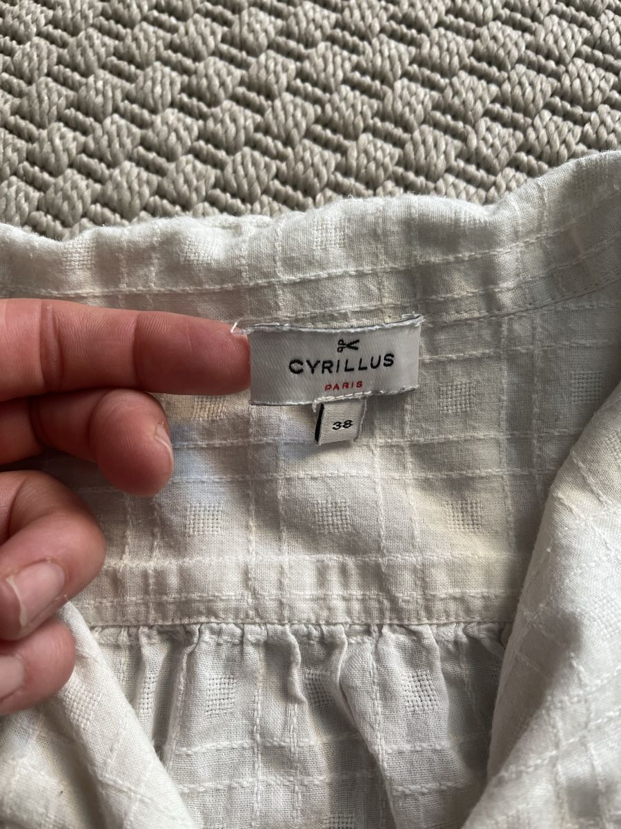 Cyrillus Chemisiers: Cyrillus Bluse, Creme mit Rüschen, 36/38 – D'occasion à Solothurn par Bobesch08 6