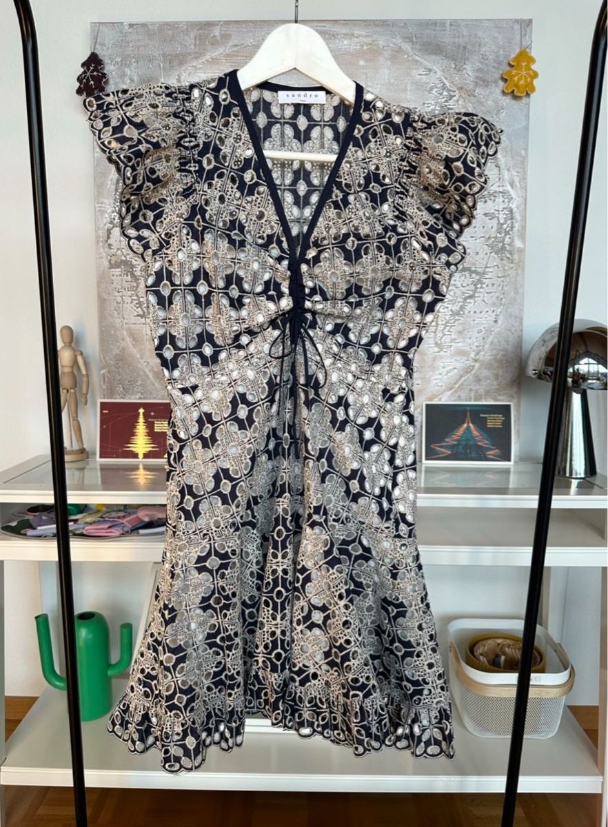Sandro Kleider: Sandro Dress - Navy & Cream Pattern – Gebraucht aus Zürich von jia_57tp 6