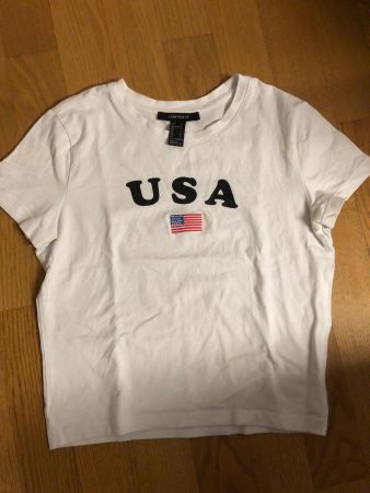 FOREVER 21 T-SHIRT XS/S