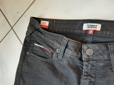 TOMMY JEANS  30/30