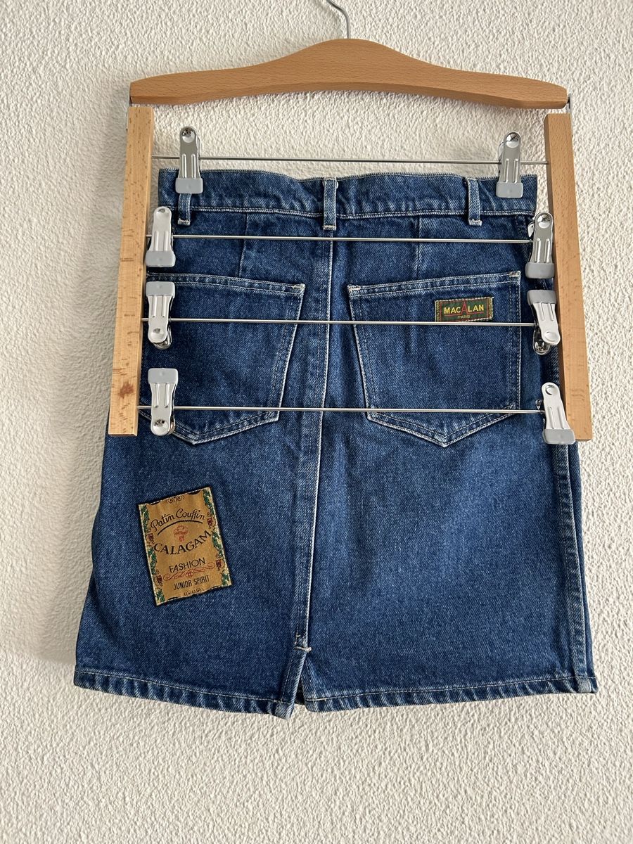 Gonne: Jupe en jean vintage avec patchs brodés – Usato da Morges venduto da cat_6cm9 1