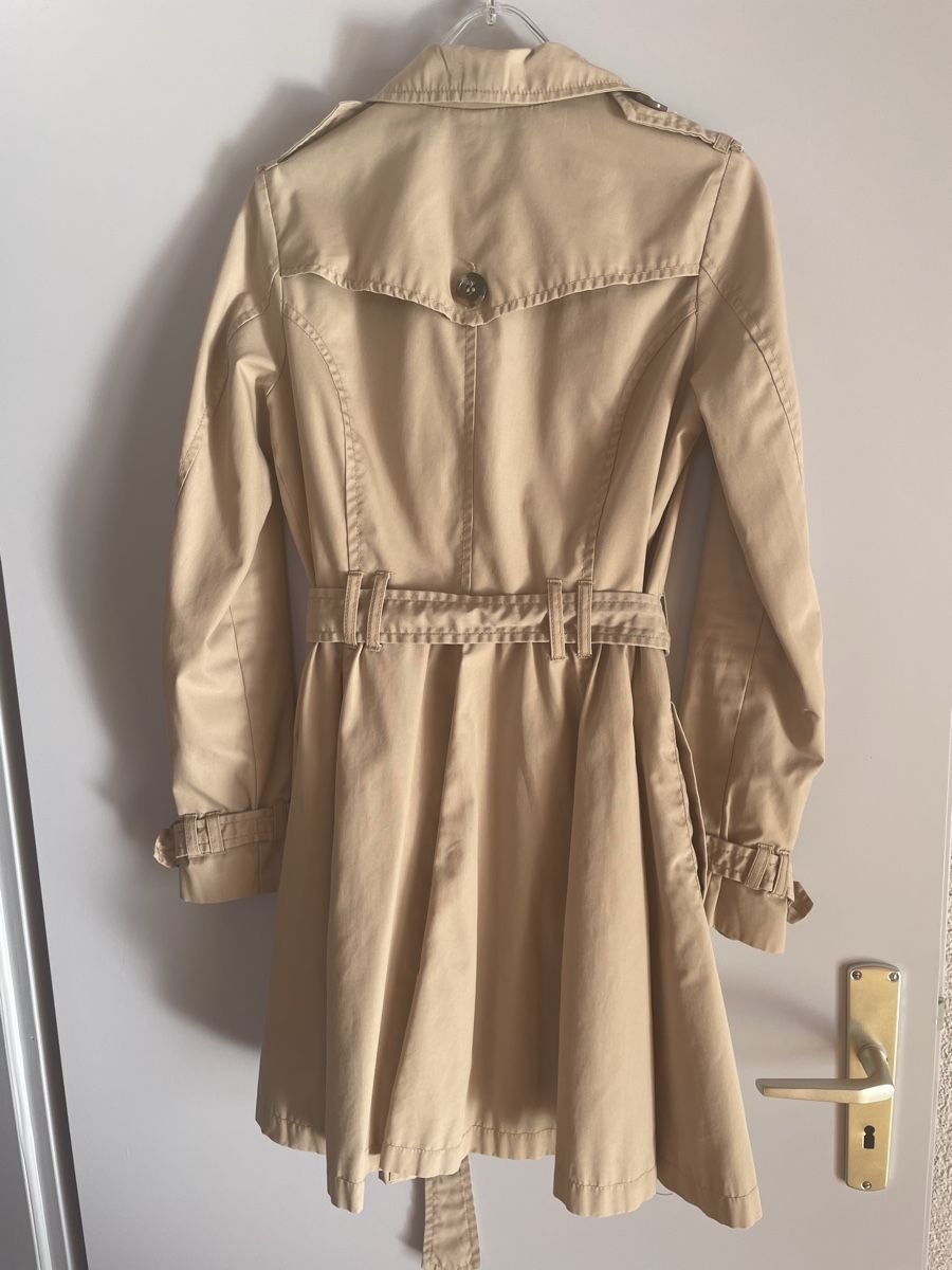 H&M Cappotti: Trenchcoat beige – Usato da Full-Reuenthal venduto da Mimi_1986 3