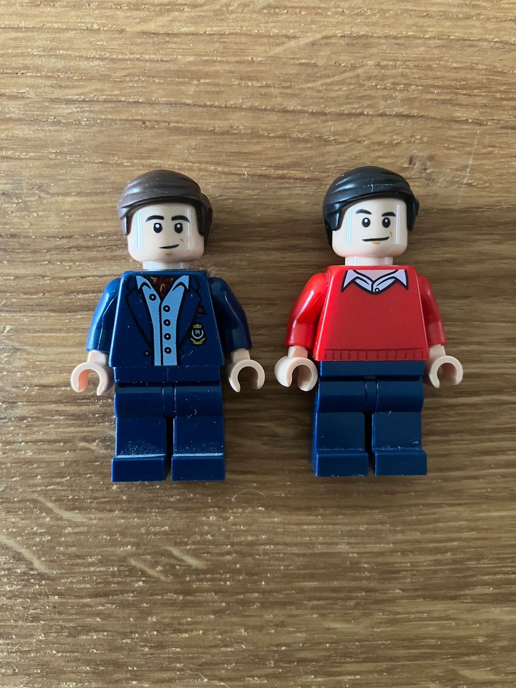 Lego Kit di costruzioni: LEGO 76052  Batman  minifigures Bruce Wayne + Dick Grayson – Usato da Châtel-St-Denis venduto da Lestresorsdugrenier