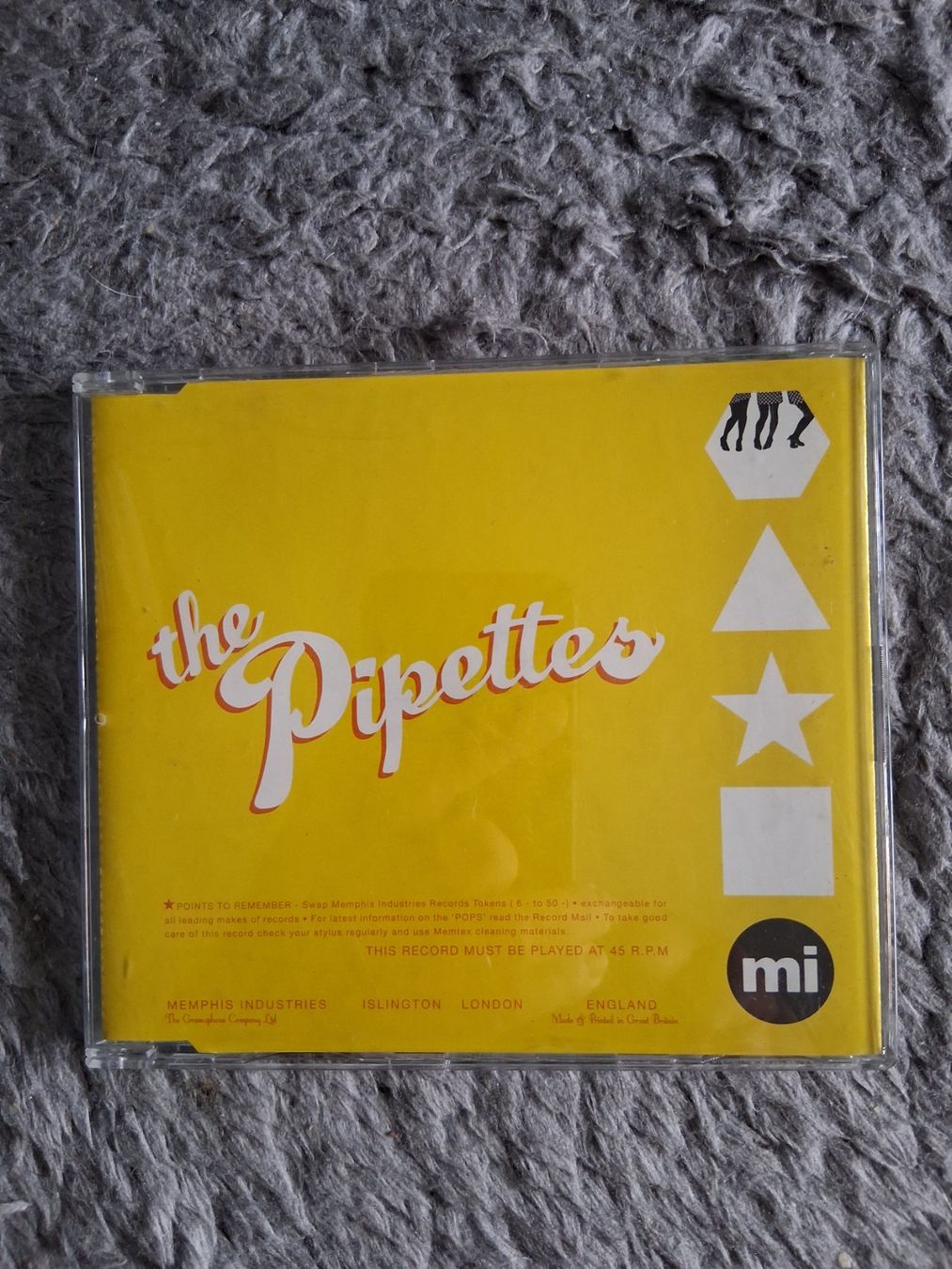 CDs: THE PIPETTES     PULL SHAPES    CD SINGLE – Gebraucht aus Wetzikon ZH von Ramones01