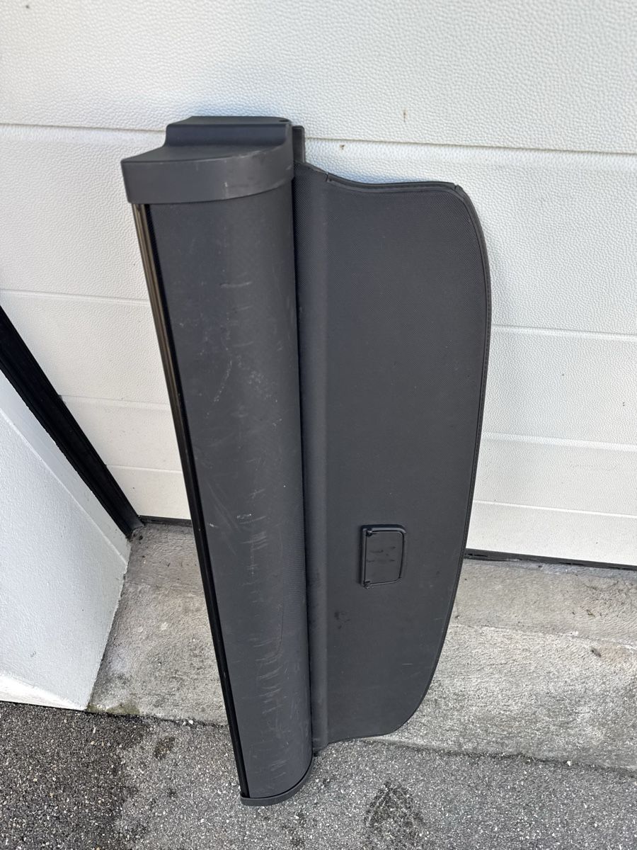 Audi Alle Autoersatzteile: Audi A4 B6/B7 Laderaumabdeckung/Heckrollo – Gebraucht aus Bronschhofen von BCat7R