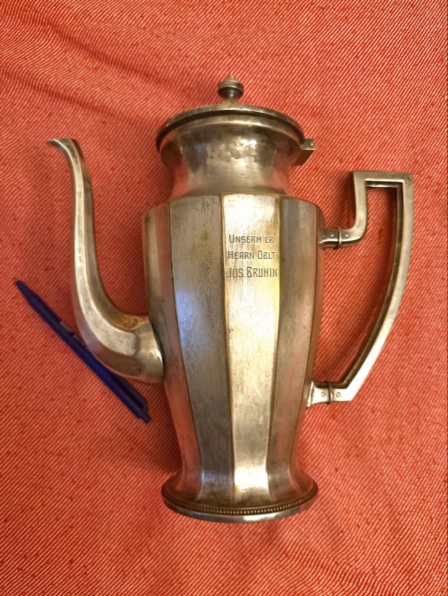 Teekannen: Vintage ART DECO Teekanne versilbert – Gebraucht aus Seewen SZ von feu_9nvh