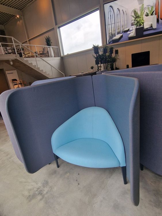 Brunner Cellular - Sessel blau mit Sichtschutz-Panel (Neu (gemäss ...