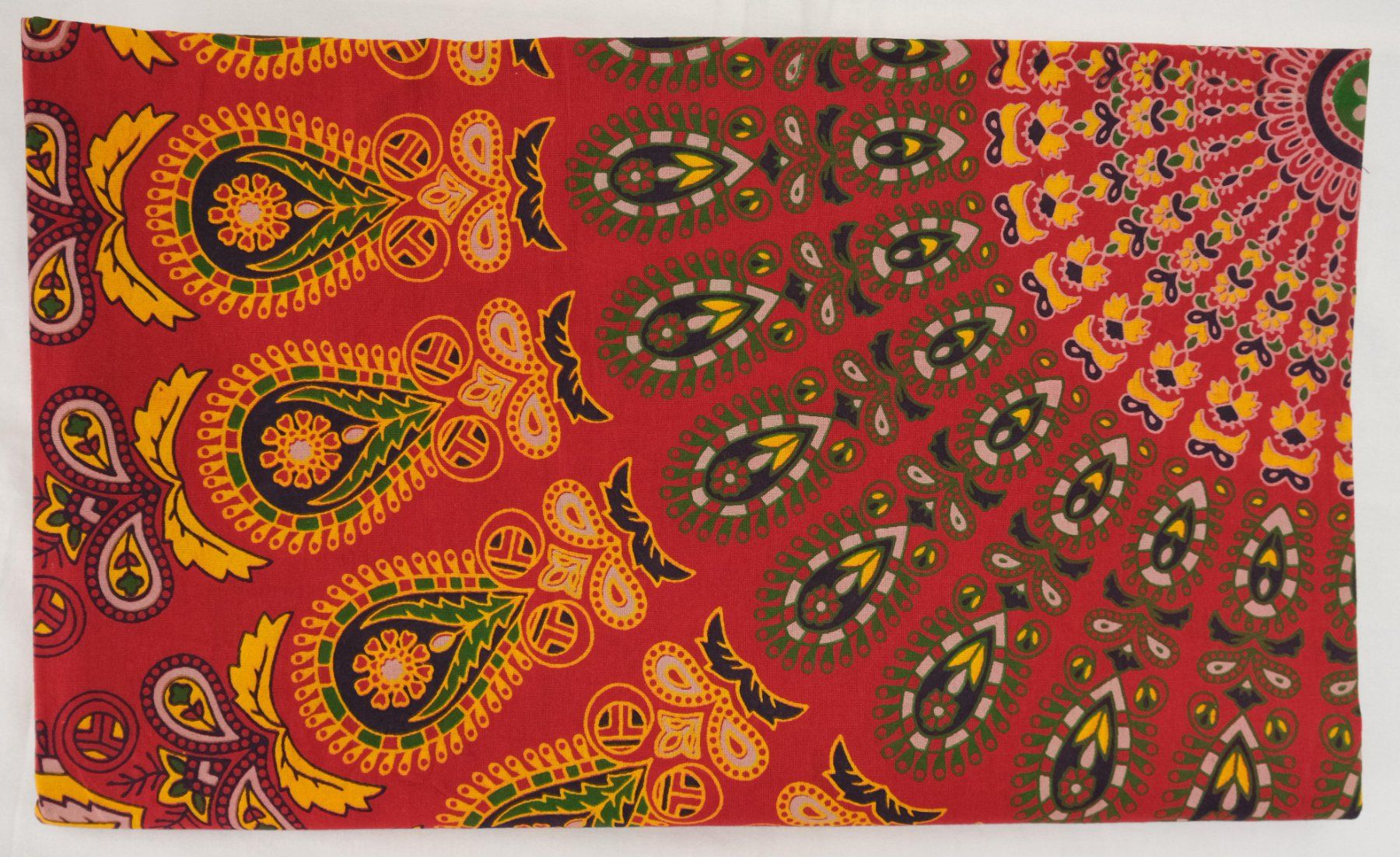 Coperte: XL Mandala Tuch als Picknickdecke Sofadecke Vorhang – Nuovo (secondo la descrizione) da Zürich venduto da Masala-Oase 3