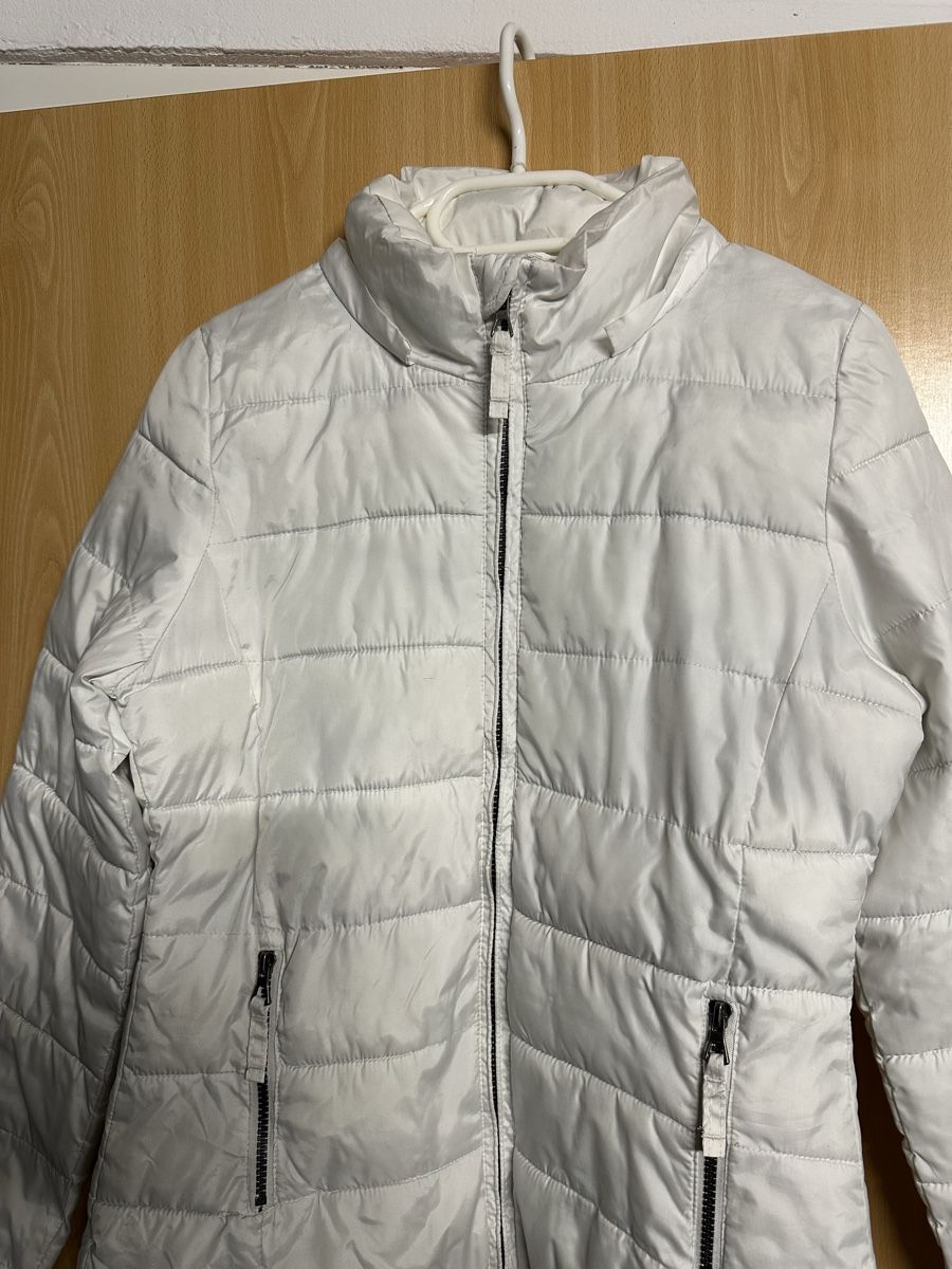 Zebra Giacche: Weisse Steppjacke Gr. M – Nuovo (secondo la descrizione) da Zollikofen venduto da Akshy 1