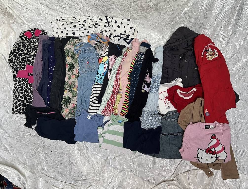 Lotti & Set di vestiti: Abbigliamento 5-6 anni – Usato da Balerna venduto da Mara.B.