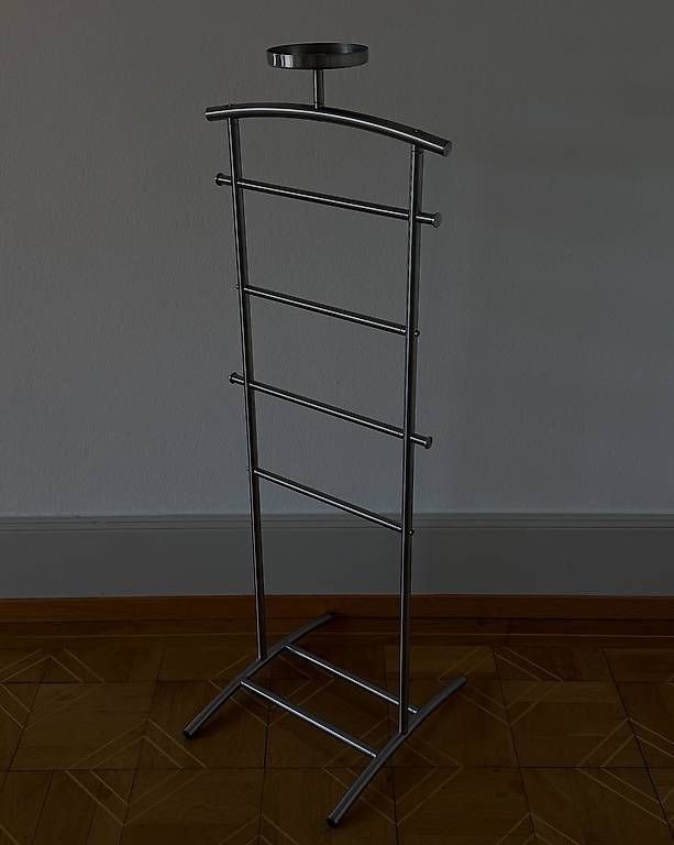 Ikea Guardaroba: Herrendiener / Kleiderständer Chrom (IKEA) – Usato da Luzern venduto da MBseller
