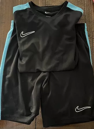 Completo Nike 147/158