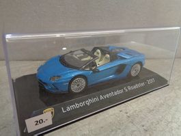 Salvat 1:43 Lamborghini Aventador S 2017