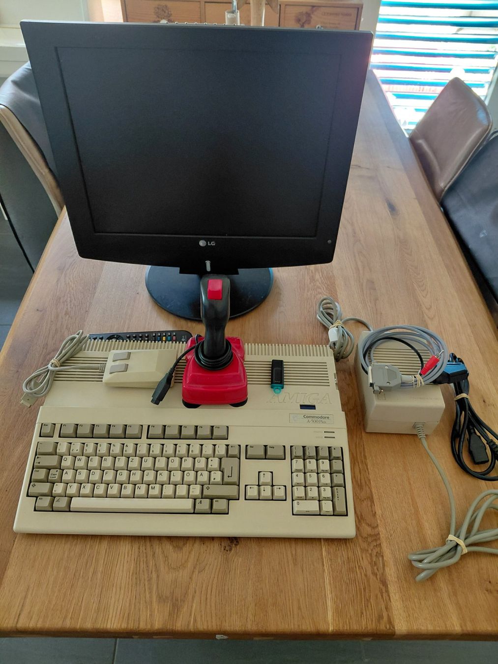 Commodore PCs: Amiga 500 Gotek + Bildschirm – D'occasion à Beringen par Beringen75