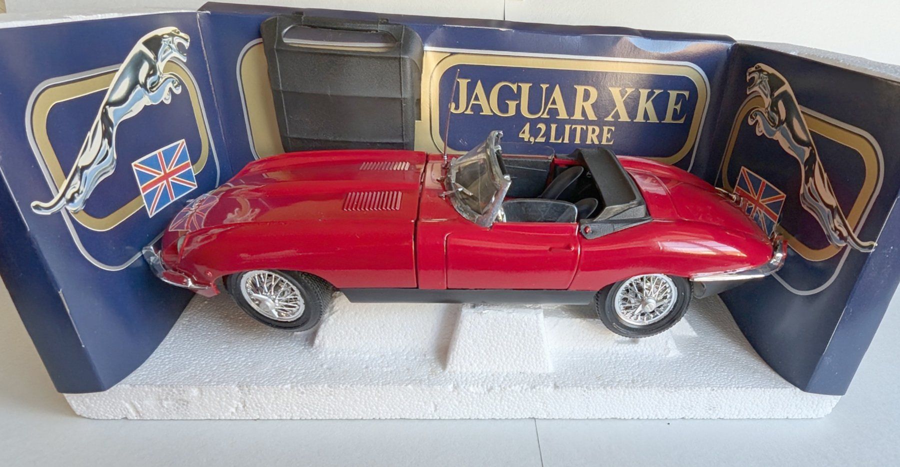 Polistil Modellini d'auto: Polistil Jaguar XKE, 1/16 – Nuovo (secondo la descrizione) da Olten venduto da VanishingPoint.71 5
