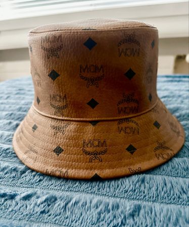 MCM Bucket Hat in Visetos
