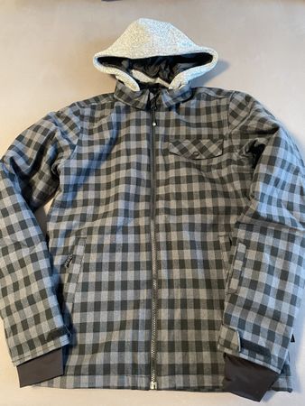 Brunoetti Outdoorjacke Karomuster Grösse 176 guter Zustand