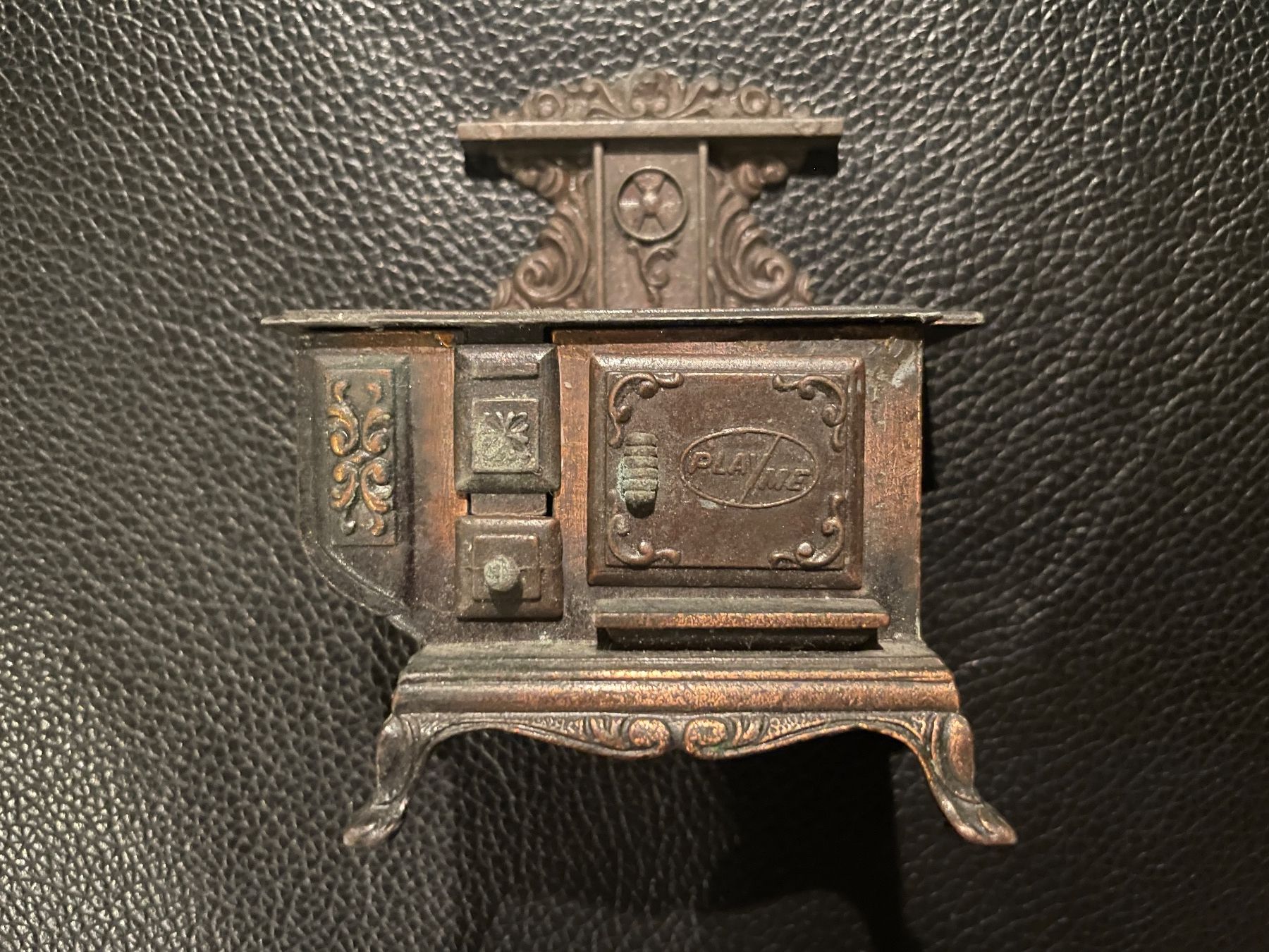 Spitzer: Miniatur-Bleistiftanspitzer – Gebraucht aus Zürich von Grandpas