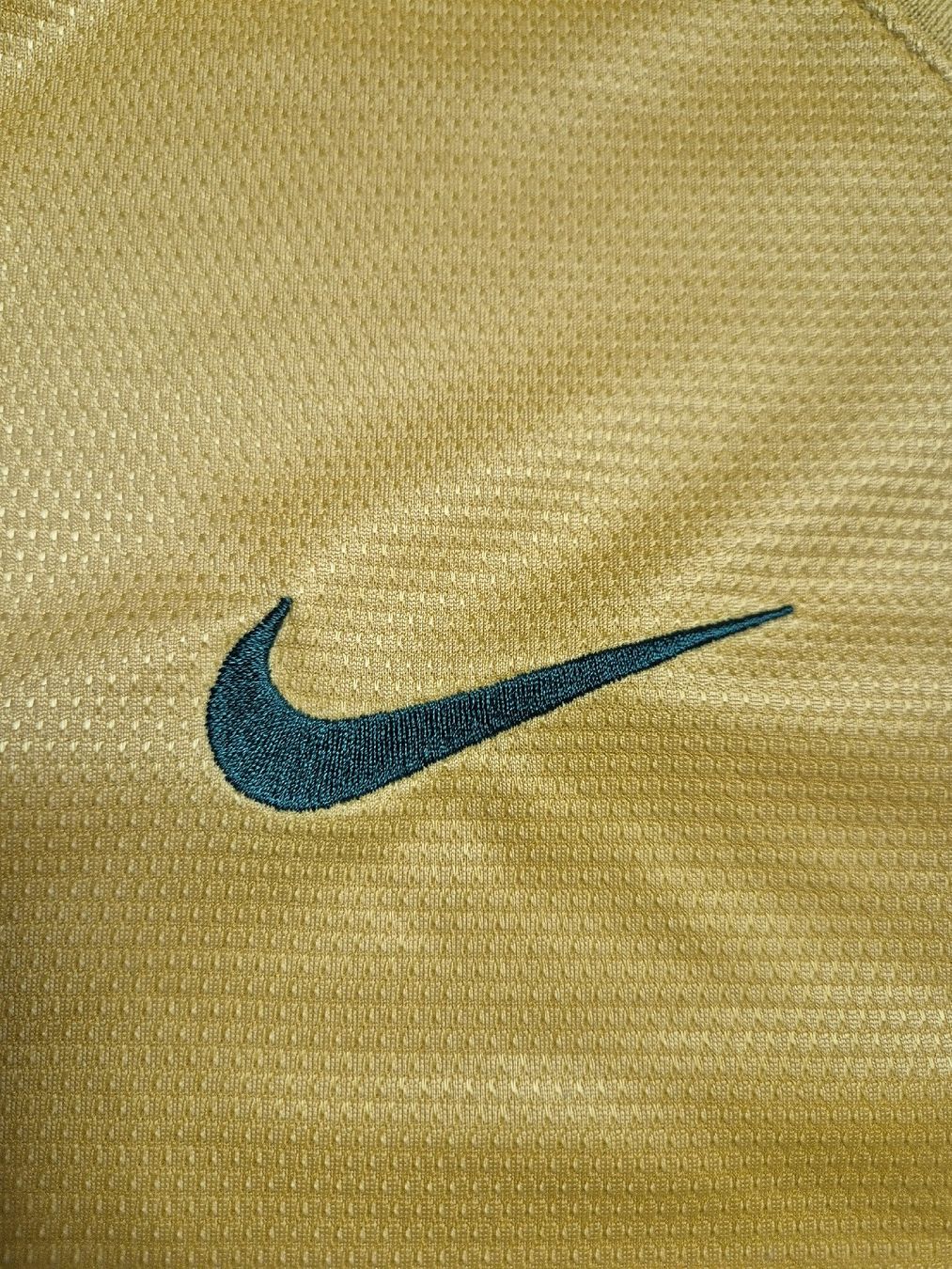 Nike Canottiere & Pantaloni: Nike 2012 Brasilien Trikot Grösse M – Usato da St. Gallen venduto da CaliSunshine 4