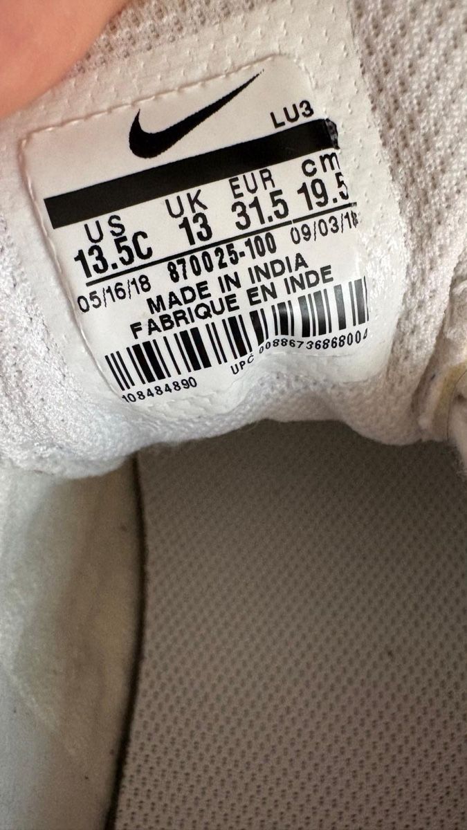 Nike Scarpe per ragazzi: Nike Kinderschuhe  – Nuovo (secondo la descrizione) da Ostermundigen venduto da katant 3