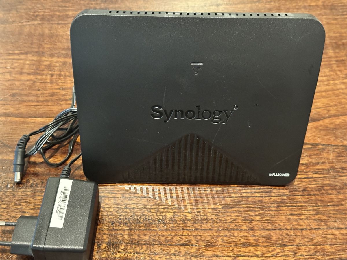 Synology Modem & Router: Synology wireless mesh Router MR2200ac – Usato da Jona venduto da Femo36