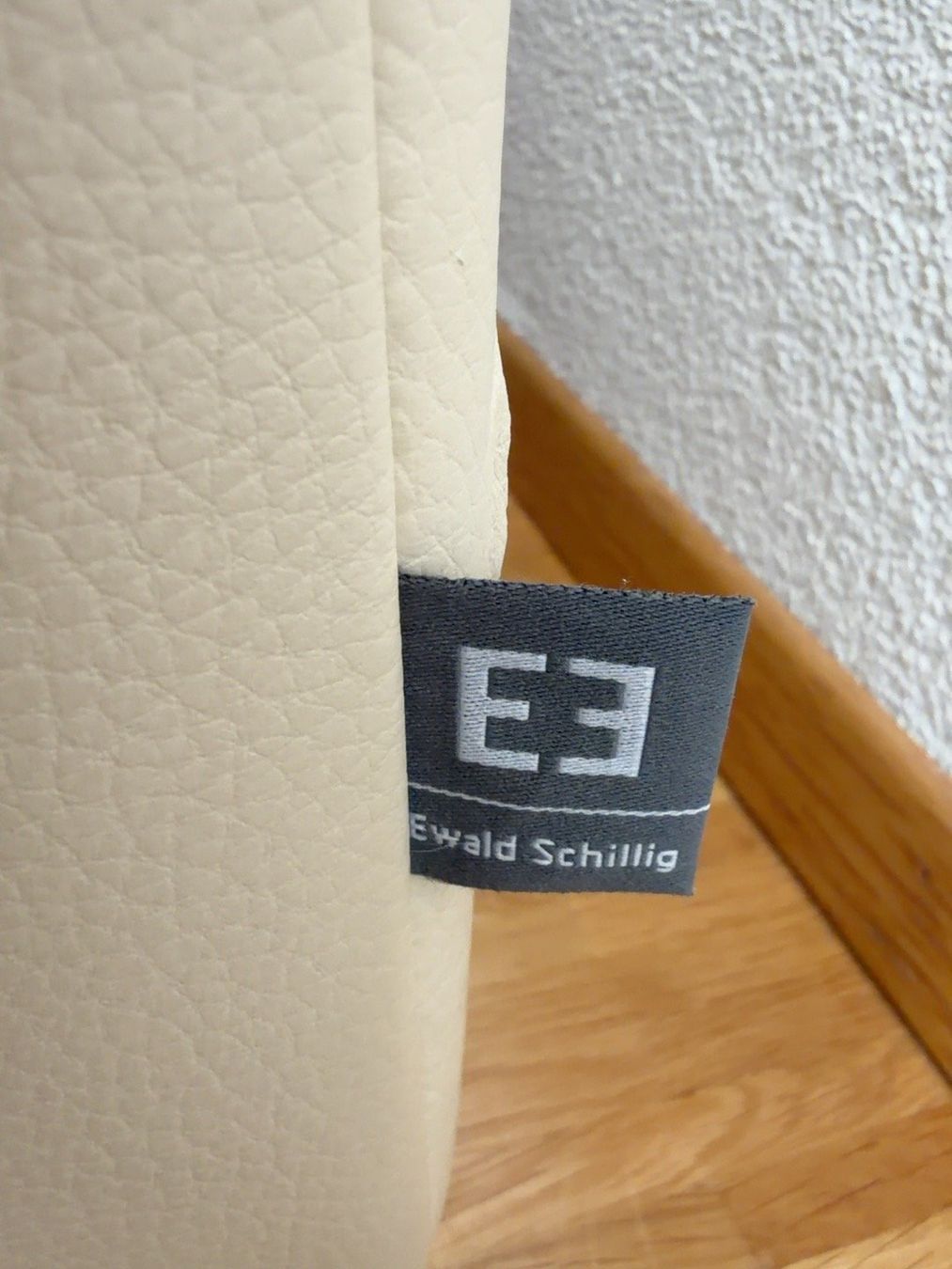 Divani: Echtleder Ecksofa Ecksofa / Longchair – Champagner – Usato da Rapperswil SG venduto da gab_gvj9 7