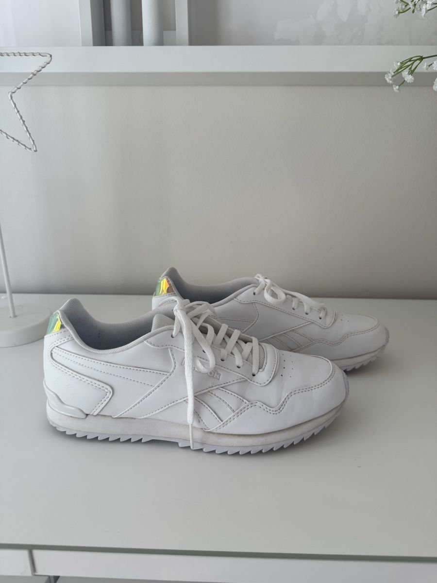 Reebok Scarpe da donna: Weisse Reebok Sneaker, Top Zustand, Gr39 – Usato da zürich venduto da Bailey17 2