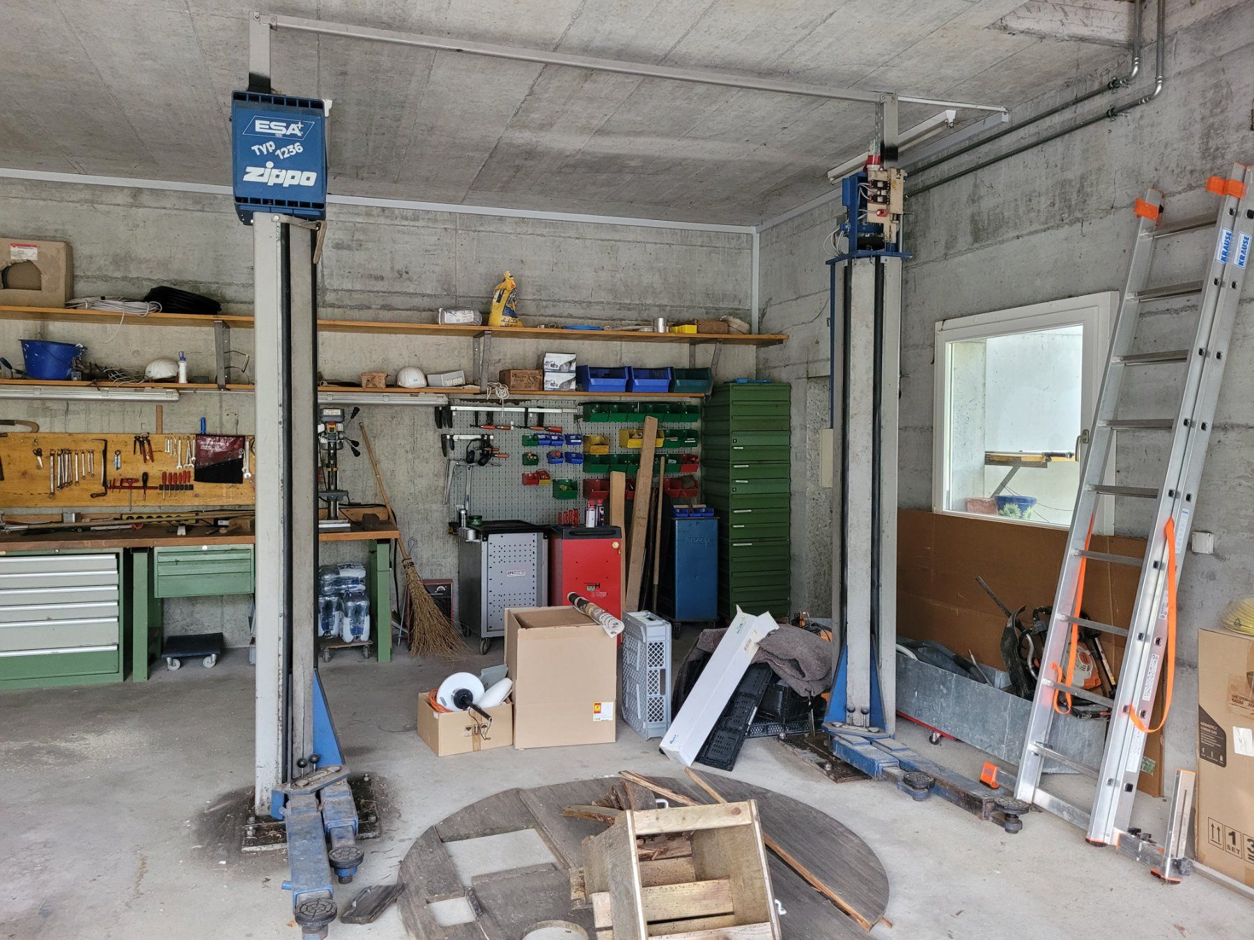 Ponts élévateurs & Crics: Hebebühne Autolift Zippo zu verschenken – Défectueux à Sternenberg par Aruba123