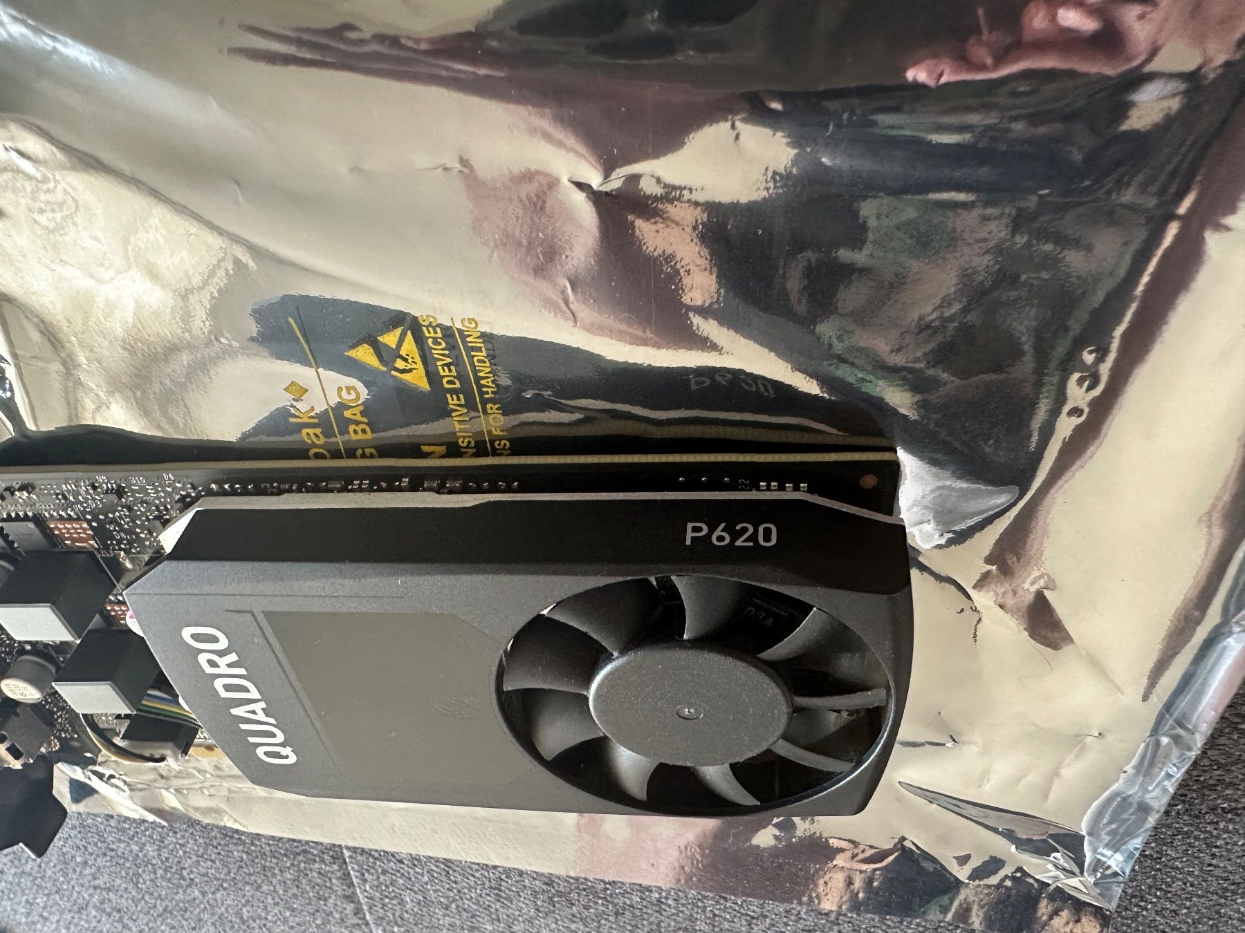 Nvidia Grafikkarten: Nvidia Quadro P620 2GB - PNY - Grafikkarte – Gebraucht aus Rümlang von Swiss_Flash_Deal 3
