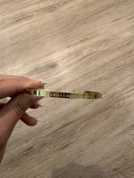 Goldener Armreif "Lieblingsmensch" - von KALAIKA