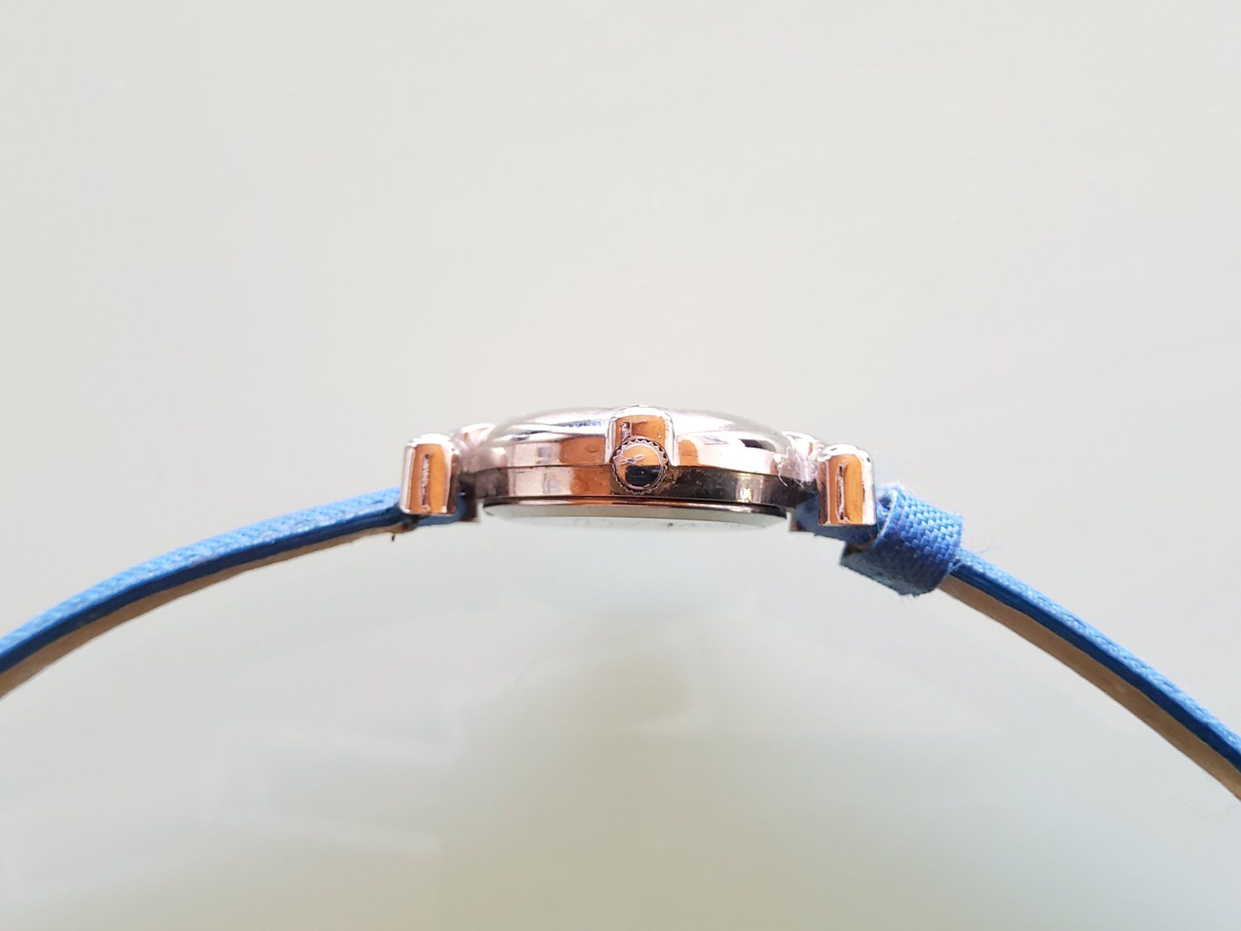 Montres: Petite montre bracelet Richelieu  – Défectueux à Malleray par Broc-Mo 5