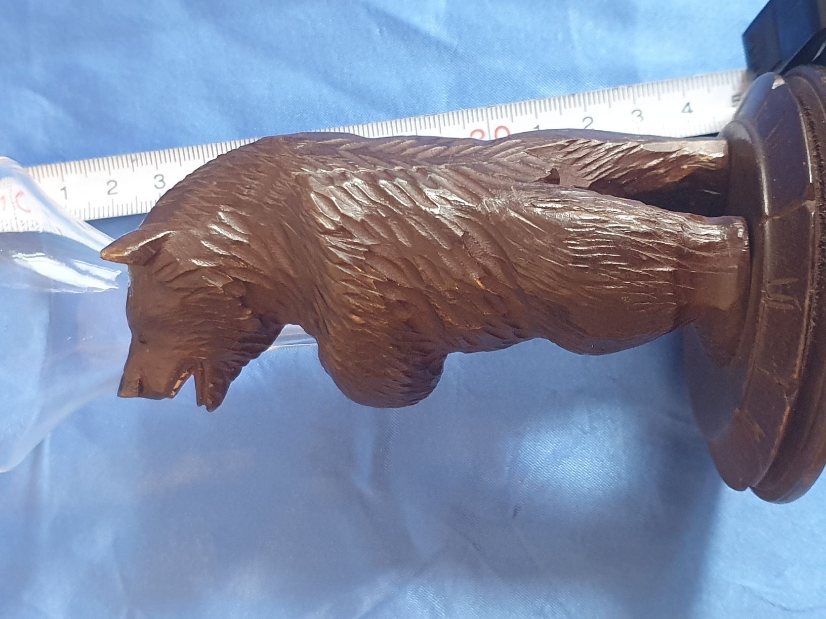 Statuette: Bär Brienz Brienzer Schnitzerei Handarbeit Holz Glas – Usato da Russikon venduto da eunicetungol 3