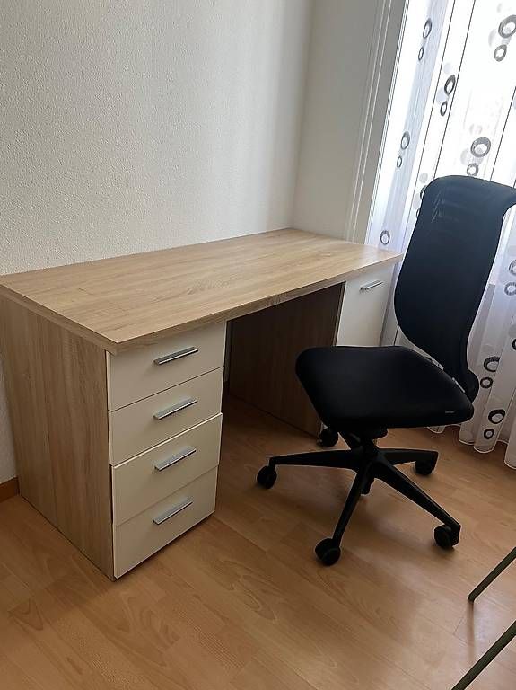 Bureaux: Pult mit Schubladen – D'occasion à Widnau par Christoph3336 1